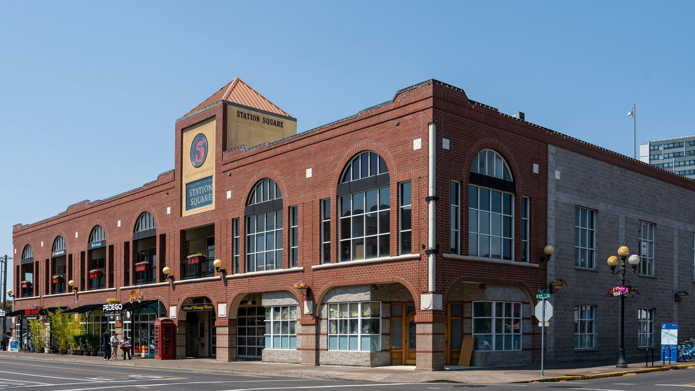 photo of St. Louis Union Station the historic landmark