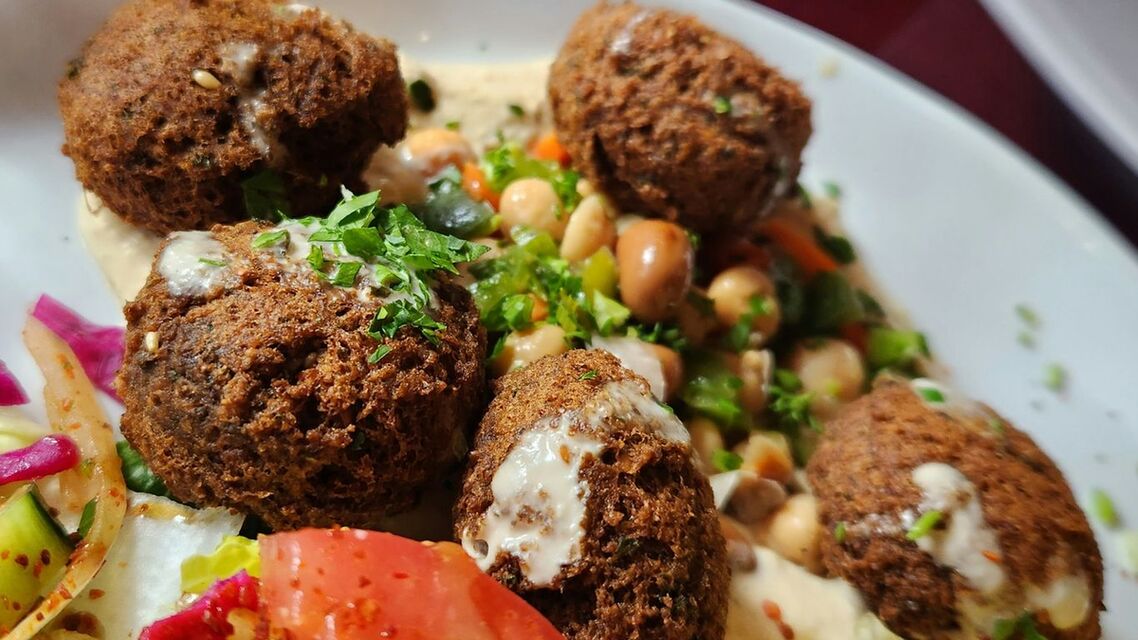 Kaslik Mediterranean Cuisine: A Hazelwood Middle Eastern Favorite